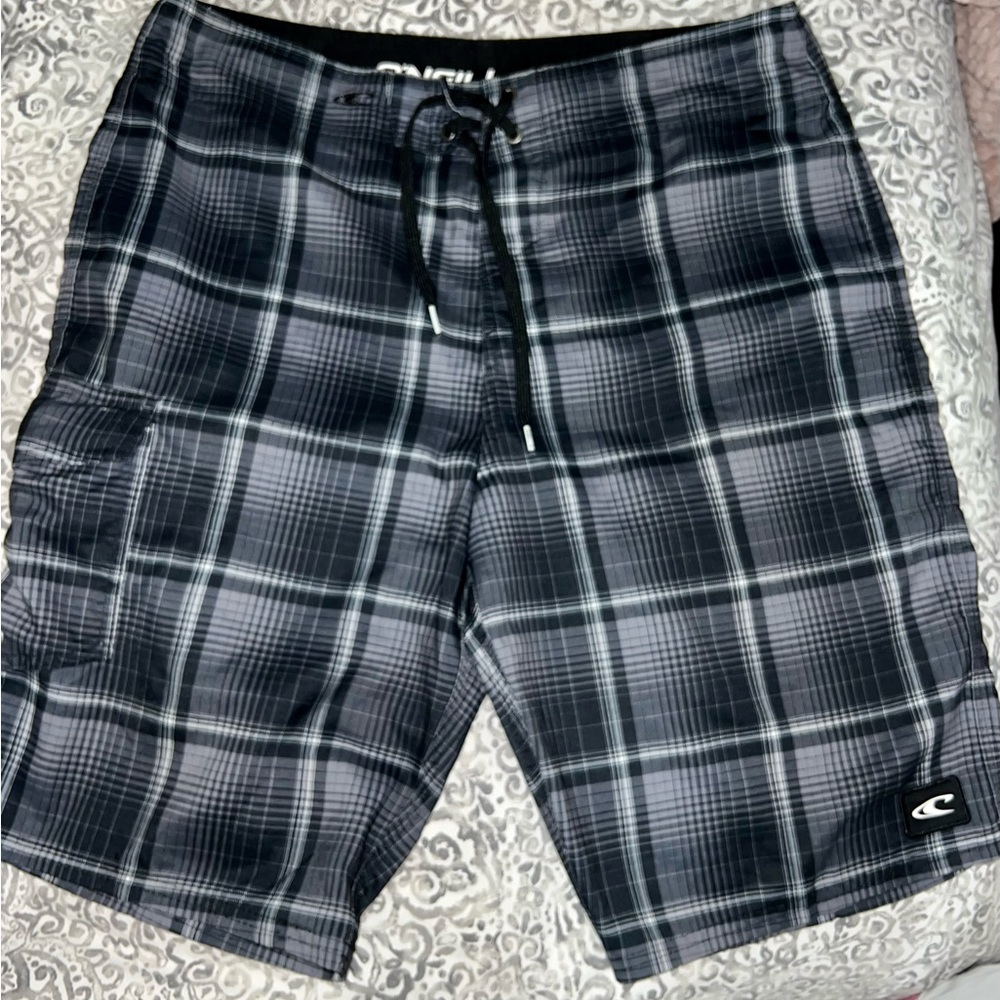 NWOT Men’s Quicksilver Board/Swim Shorts Size 32 Black and White